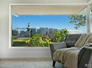 photo 1 of 9835 Vineyard Crest, Bellevue, WA 98004
