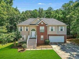 photo 1 of 740 Chase Ridge Dr, McDonough, GA 30253