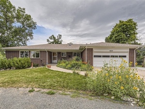 photo 1 of 6654 S Blackhawk St, Centennial, CO 80111