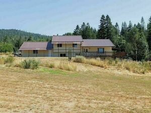 photo 1 of 22224 E Harvard Branch Rd, Rockford, WA 99030