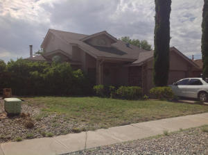 photo 1 of 6212 Thicket St NW, Albuquerque, NM 87120