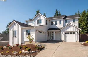 photo 1 of 907 W Magnolia Loop, Washougal, WA 98671