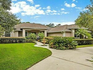 photo 1 of 420 Lake Lenelle Dr, Chuluota, FL 32766