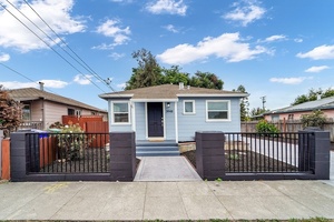photo 1 of 3948 Center Ave, Richmond, CA 94804