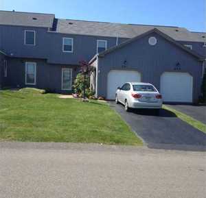 photo 1 of 901 Sunset Cir, Cranberry Twp, PA 16066