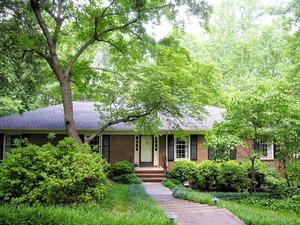 photo 1 of 325 Hillandale Dr, Charlotte, NC 28270