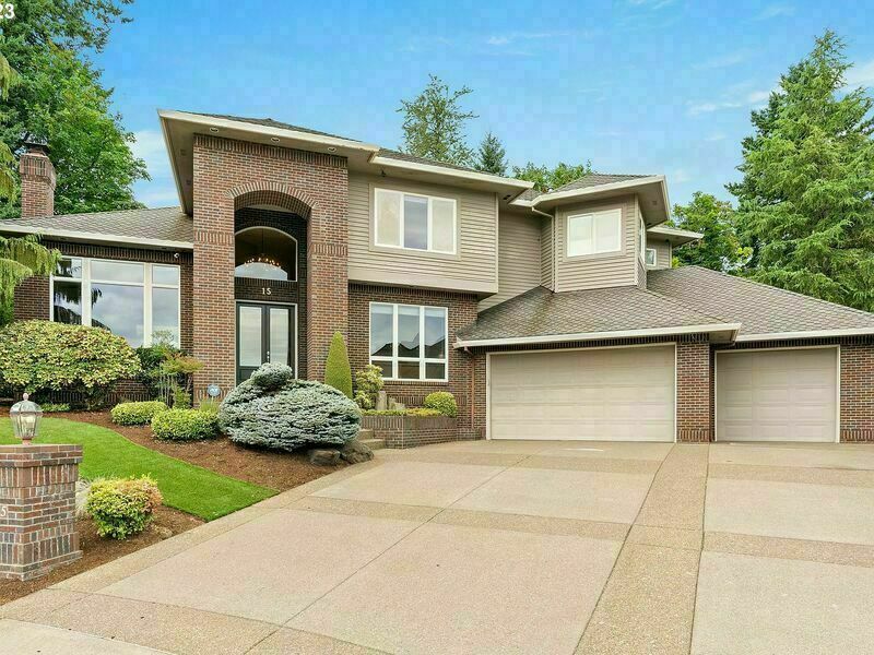 photo 1 of 15 SE Avondale Ct, Gresham, OR 97080
