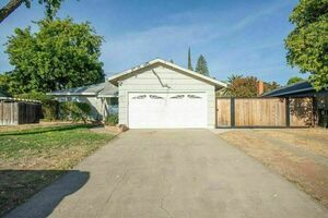 photo 1 of 10713 Beclan Dr, Rancho Cordova, CA 95670