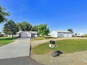 photo 1 of 25201 Middleton Rd, Middleton, ID 83644