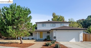 photo 1 of 7 Snowdrift Ct, Richmond, CA 94803