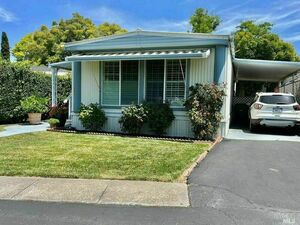photo 1 of 552 Elmwood Dr, Petaluma, CA 94954