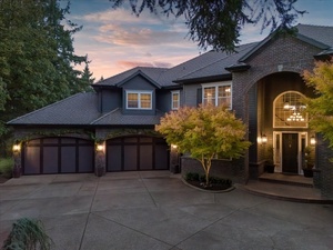 photo 1 of 2400 SW Turner Rd, West Linn, OR 97068