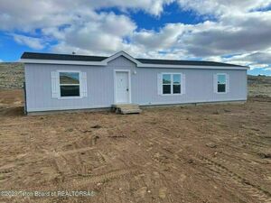 photo 1 of 74 Blackhawk Trl, Pinedale, WY 82941