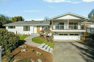 photo 1 of 13313 SE Valemont Ln, Happy Valley, OR 97086