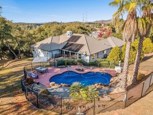 photo 1 of 3120 Stagecoach Rd, Placerville, CA 95667