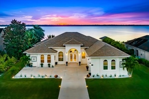 photo 1 of 766 Sunset Pointe Dr, Lake Placid, FL 33852
