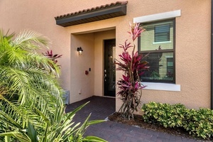 photo 1 of 10796 Tarflower Dr #101, VENICE, FL 34293