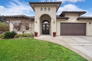 photo 1 of 1460 Centennial Dr, Lodi, CA 95242