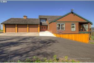 photo 1 of 18235 SE Vista View Ct, Sandy, OR 97055
