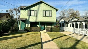 photo 1 of 695 Earlham St, Pasadena, CA 91101