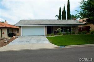 photo 1 of 30598 Sparrow Hawk Dr, Canyon Lake, CA 92587
