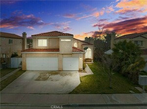 photo 1 of 2232 Mulberry Ave, Lancaster, CA 93535