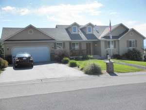 photo 1 of 4928 N Vista Grande Dr, Otis Orchards, WA 99027
