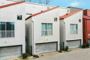 photo 1 of 241 Maynard Ter #30, Atlanta, GA 30316