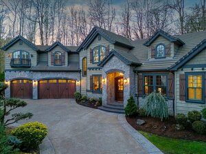 photo 1 of 16337 Chapin Way, Lake Oswego, OR 97034