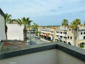 photo 1 of 200 Pacific Coast Hwy #317, Huntington Beach, CA 92648