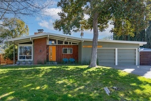 photo 1 of 2605 Kendale Way, Carmichael, CA 95608