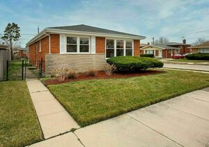 photo 1 of 2831 W Seipp St, Chicago, IL 60652