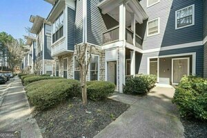 photo 1 of 1575 Ridenour Pkwy NW Apt 816, Kennesaw, GA 30152