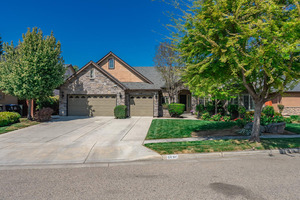 photo 1 of 6636 W Logan Ave, Visalia Ca 93291