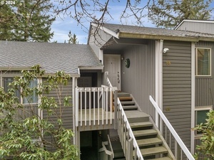 photo 1 of 44 Eagle Crest Dr #38, Lake Oswego, OR 97035