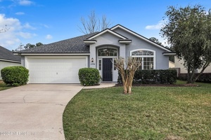 photo 1 of 1308 E Chinaberry Ct, St Johns, FL 32259