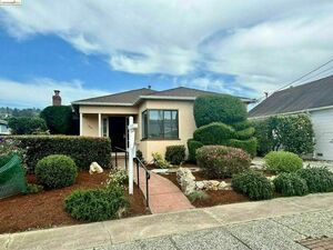 photo 1 of 544 Albemarle St, El Cerrito, CA 94530