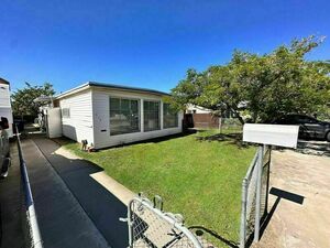 photo 1 of 312 W Stanislaus St, Avenal, CA 93204