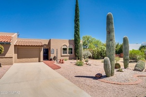 photo 1 of 348 E Paseo Azul, Green Valley, Arizona 85614