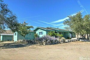 photo 1 of 30 Sunnygrove Dr, Yerington, NV 89447