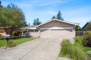 photo 1 of 4997 Fern Pl, Rohnert Park, CA 94928