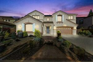 photo 1 of 1656 Goldstar St, Roseville, CA 95747