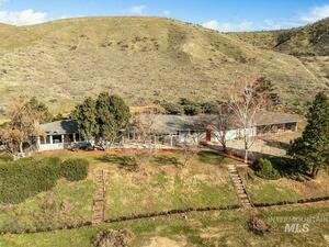 photo 1 of 12164 Hill Rd, Payette, ID 83661