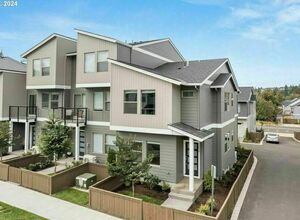 photo 1 of 12629 SE Zion St, Happy Valley, OR 97089
