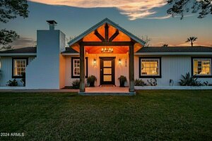 photo 1 of 7810 N 16th Ln, Phoenix, AZ 85021