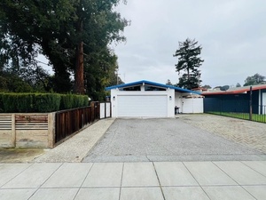 photo 1 of 1074 Amarillo Ave, Palo Alto, CA 94303