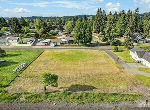 photo 1 of 1825 5th Avenue NW, Puyallup, WA 98371