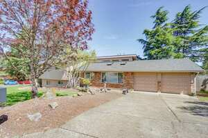photo 1 of 16015 NE 33rd Ave, Ridgefield, WA 98642