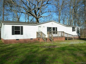 photo 1 of 507 Gowin St, Emporia, VA 23847