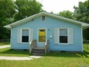 photo 1 of 272 Wadlow St, Emporia, VA 23847